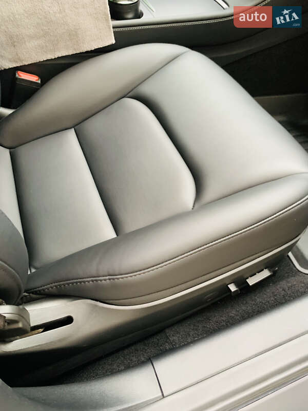 Седан Tesla Model 3 2023 в Одесі фото 13 Седан Tesla Model 3 2023 в Одесі