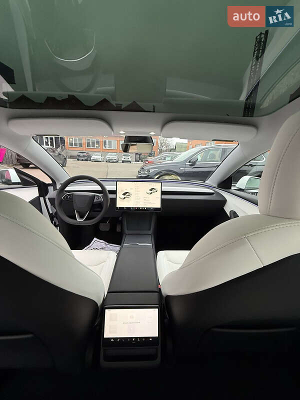 Седан Tesla Model 3 2024 в Киеве фото 7 Седан Tesla Model 3 2024 в Киеве
