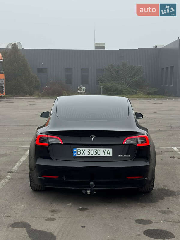 Седан Tesla Model 3 2019 в Чернівцях фото 6 Седан Tesla Model 3 2019 в Чернівцях