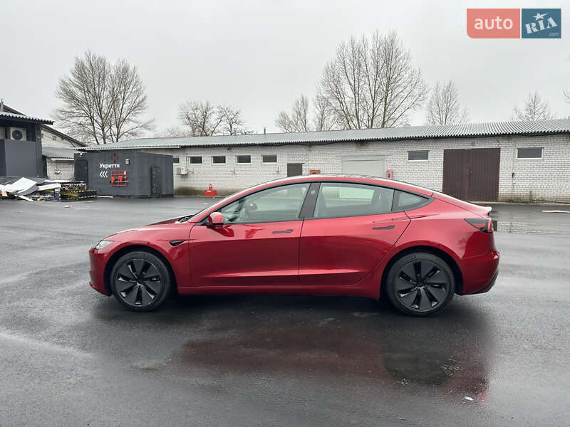 Седан Tesla Model 3 2024 в Дніпрі