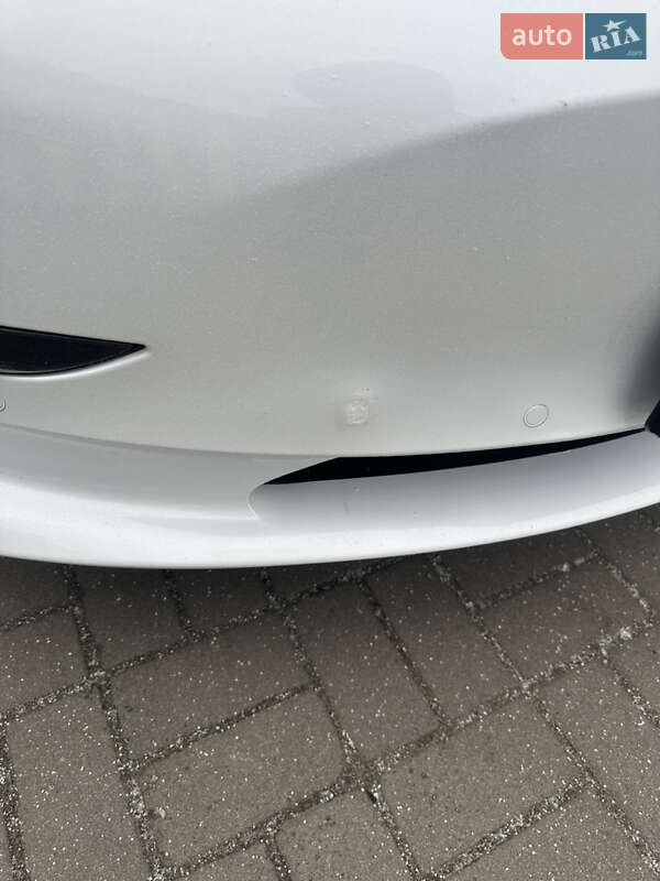 Седан Tesla Model 3 2021 в Днепре