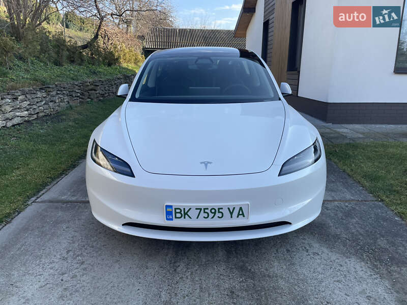 Седан Tesla Model 3 2024 в Острозі фото 9 Седан Tesla Model 3 2024 в Острозі