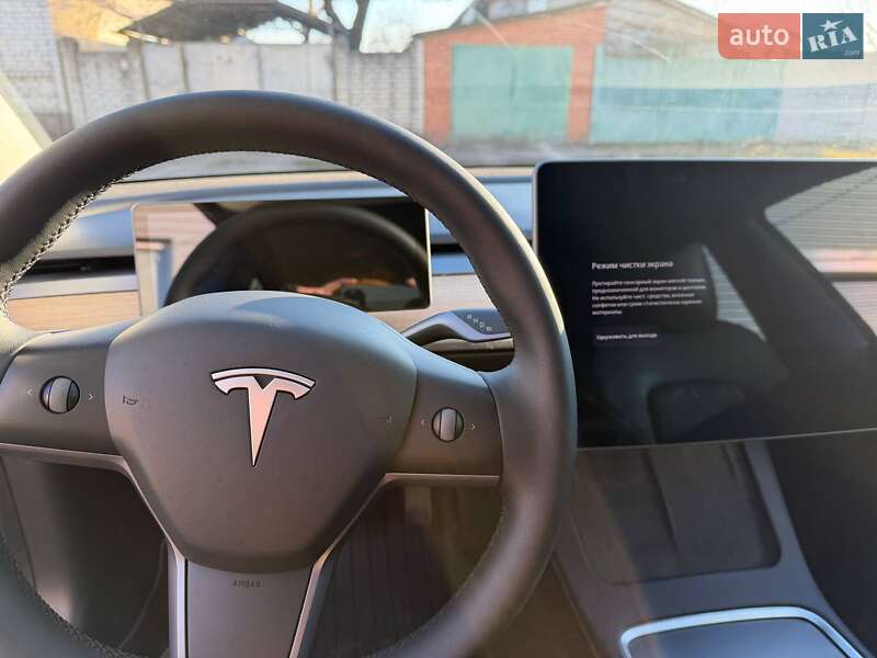 Седан Tesla Model 3 2020 в Харкові