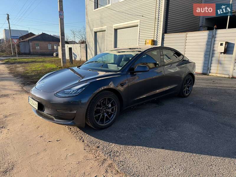 Седан Tesla Model 3 2020 в Харкові