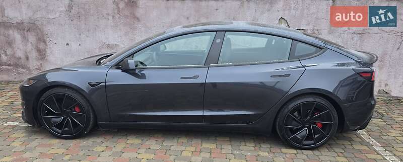 Седан Tesla Model 3 2024 в Києві фото 5 Седан Tesla Model 3 2024 в Києві