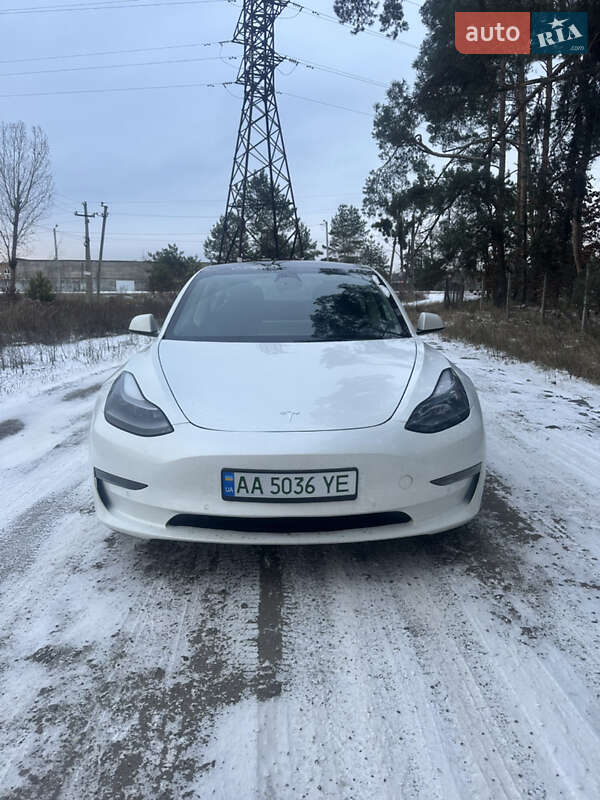 Седан Tesla Model 3 2022 в Києві фото 25 Седан Tesla Model 3 2022 в Києві