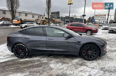 Седан Tesla Model 3 2021 в Вышгороде