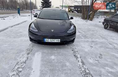 Седан Tesla Model 3 2023 в Днепре фото Седан Tesla Model 3 2023 в Днепре