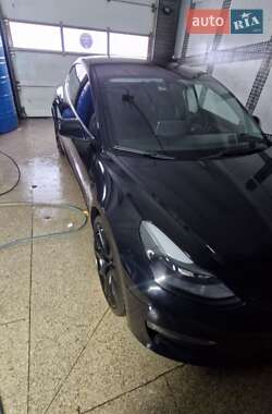 Седан Tesla Model 3 2023 в Днепре фото 5 Седан Tesla Model 3 2023 в Днепре