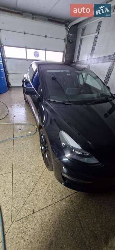 Седан Tesla Model 3 2023 в Днепре фото 5 Седан Tesla Model 3 2023 в Днепре