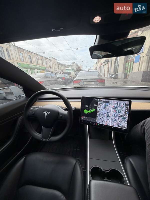 Седан Tesla Model 3 2020 в Харькове