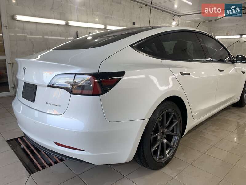 Седан Tesla Model 3 2021 в Новых Санжарах фото 7 Седан Tesla Model 3 2021 в Новых Санжарах