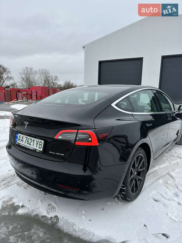 Седан Tesla Model 3 2019 в Киеве фото 3 Седан Tesla Model 3 2019 в Киеве