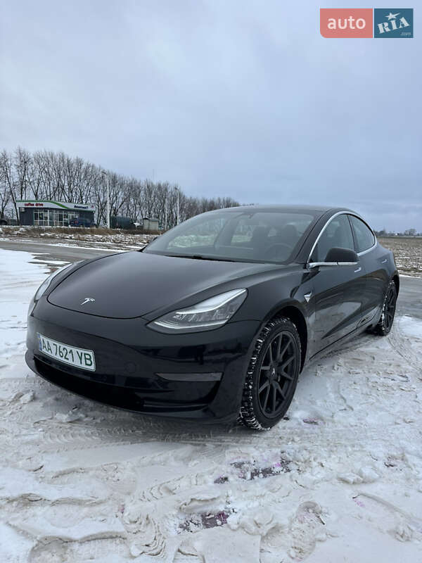 Tesla Model 3 2019 Tesla Model 3 2019