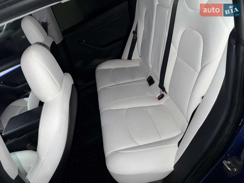 Седан Tesla Model 3 2021 в Киеве фото 5 Седан Tesla Model 3 2021 в Киеве