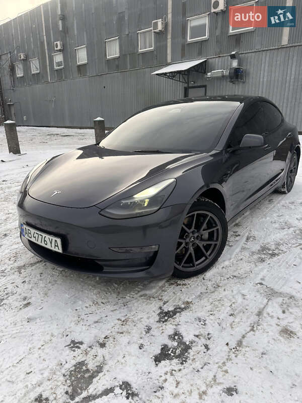 Седан Tesla Model 3 2022 в Вінниці