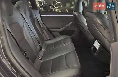 Седан Tesla Model 3 2024 в Николаеве
