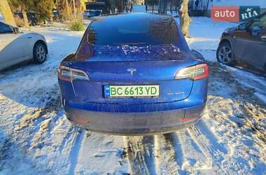 Седан Tesla Model 3 2020 в Львові