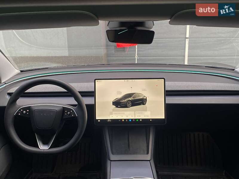 Седан Tesla Model 3 2024 в Киеве