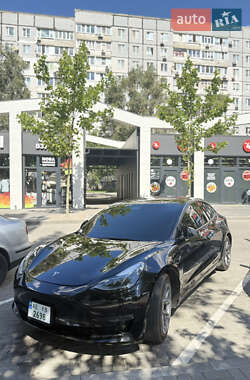 Седан Tesla Model 3 2021 в Каменском