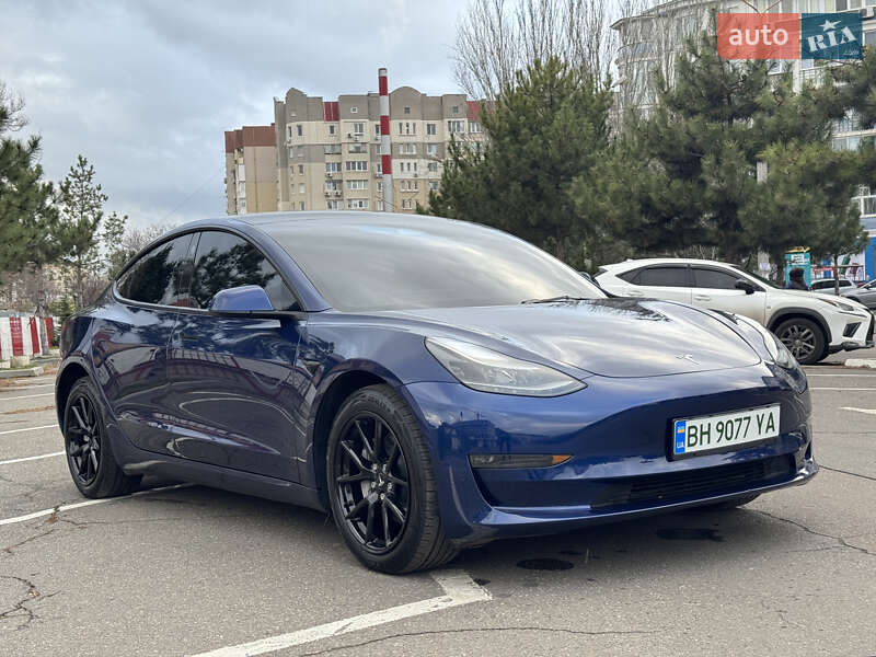 Седан Tesla Model 3 2022 в Одесі