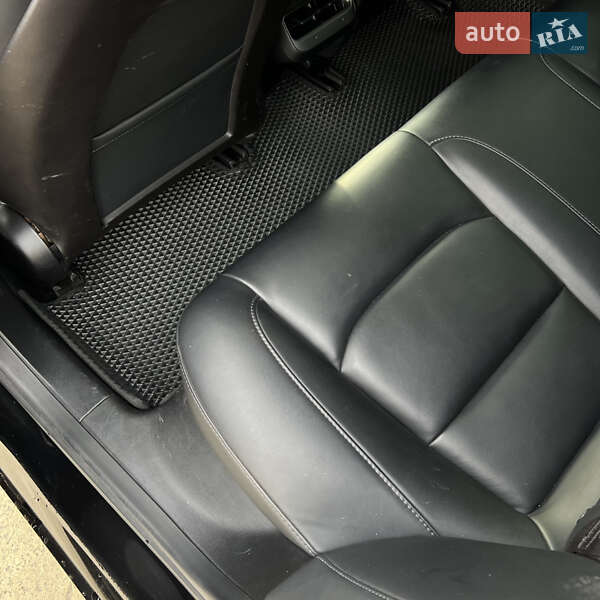 Седан Tesla Model 3 2020 в Ужгороде фото 18 Седан Tesla Model 3 2020 в Ужгороде