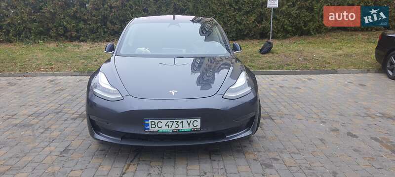 Седан Tesla Model 3 2019 в Львові фото 3 Седан Tesla Model 3 2019 в Львові