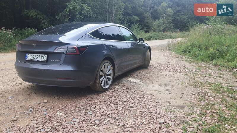 Седан Tesla Model 3 2019 в Львові фото 17 Седан Tesla Model 3 2019 в Львові