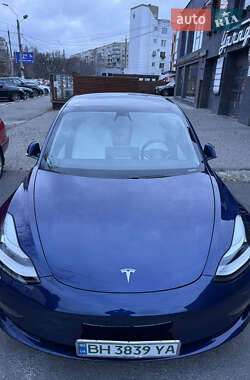 Седан Tesla Model 3 2020 в Одессе