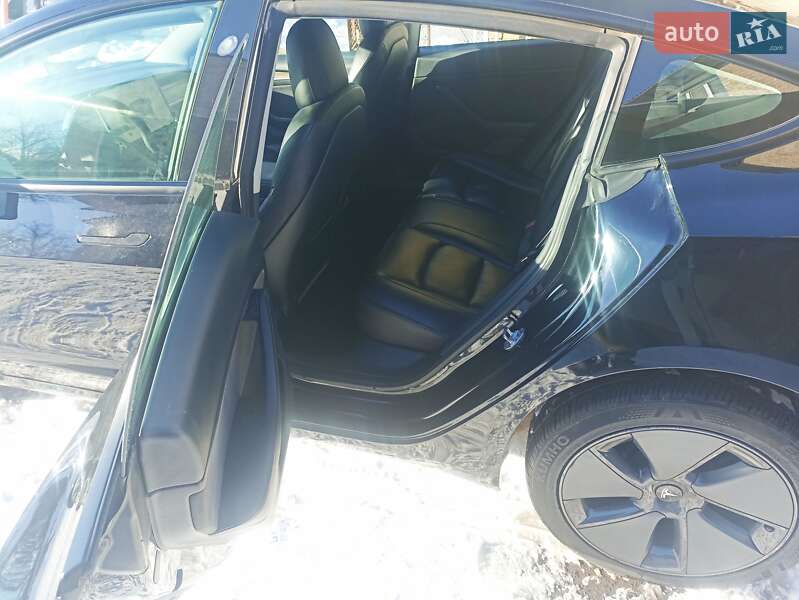 Седан Tesla Model 3 2022 в Киеве фото 11 Седан Tesla Model 3 2022 в Киеве