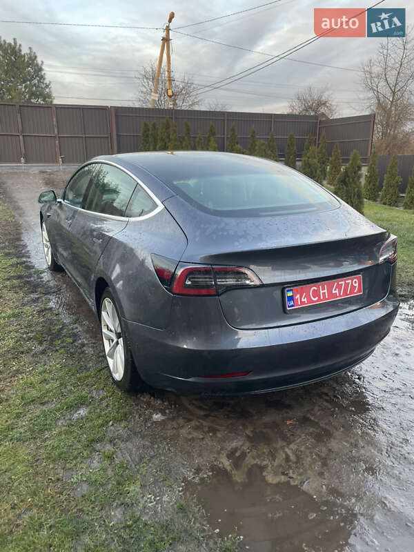 Седан Tesla Model 3 2019 в Львові фото 5 Седан Tesla Model 3 2019 в Львові