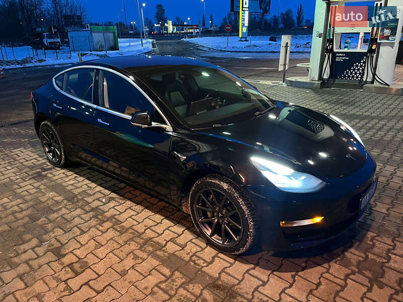 Седан Tesla Model 3 2018 в Києві фото 5 Седан Tesla Model 3 2018 в Києві