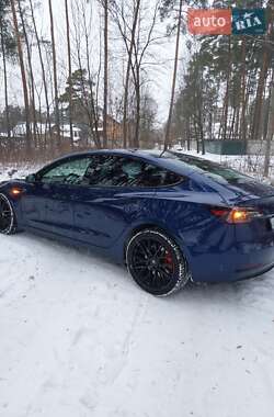 Седан Tesla Model 3 2019 в Житомире