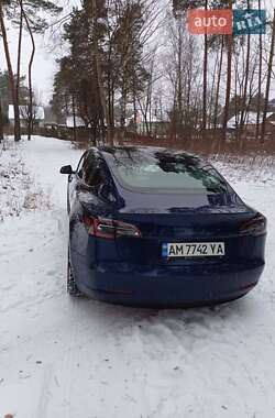 Седан Tesla Model 3 2019 в Житомире