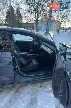 Седан Tesla Model 3 2023 в Львове