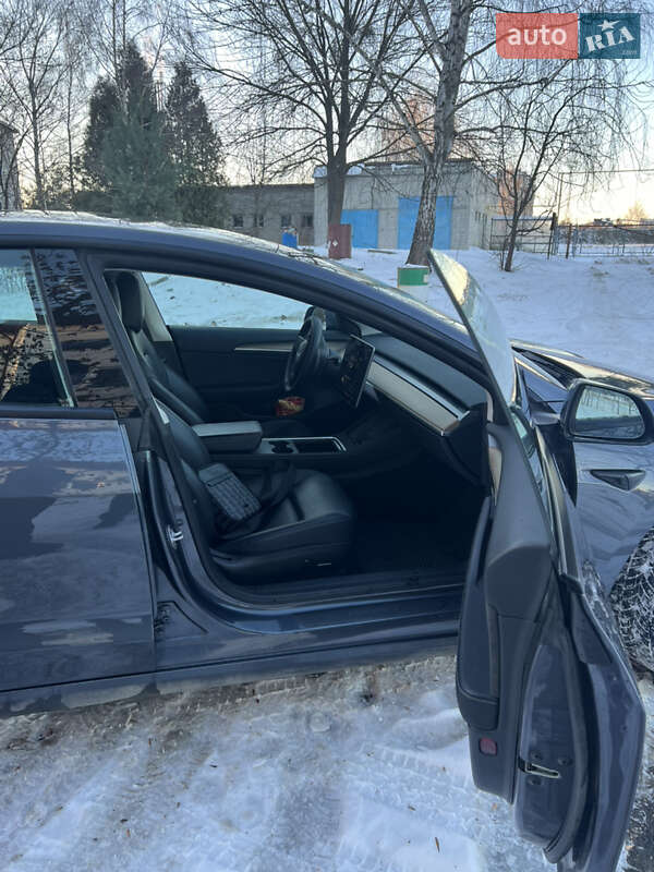 Седан Tesla Model 3 2023 в Львові фото 11 Седан Tesla Model 3 2023 в Львові
