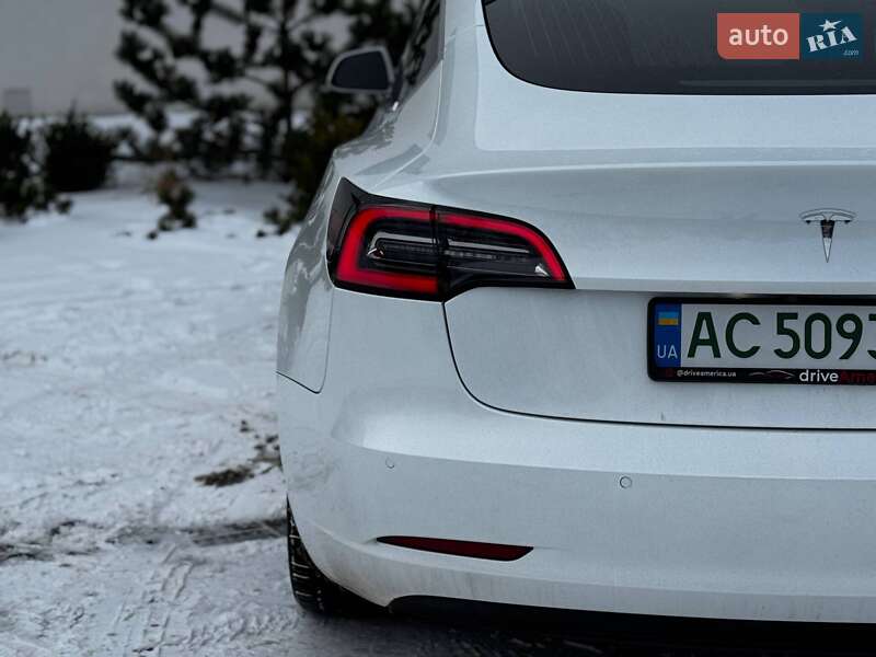 Седан Tesla Model 3 2020 в Луцьку фото 7 Седан Tesla Model 3 2020 в Луцьку