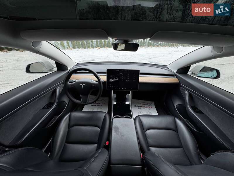 Седан Tesla Model 3 2020 в Луцьку фото 12 Седан Tesla Model 3 2020 в Луцьку