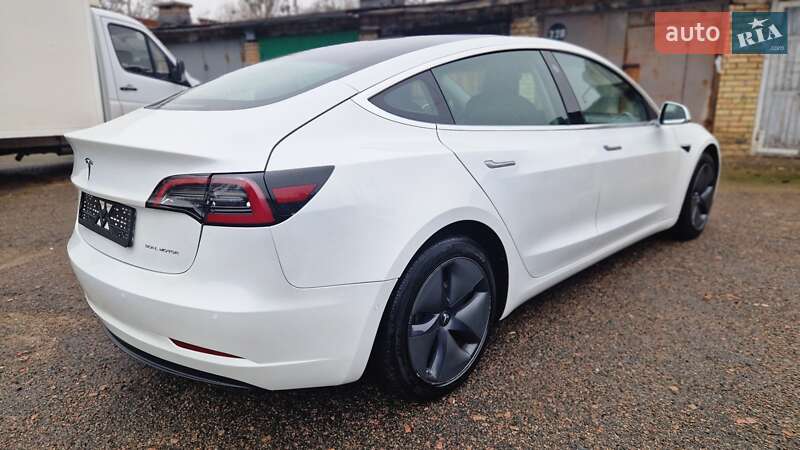 Седан Tesla Model 3 2020 в Києві фото 31 Седан Tesla Model 3 2020 в Києві