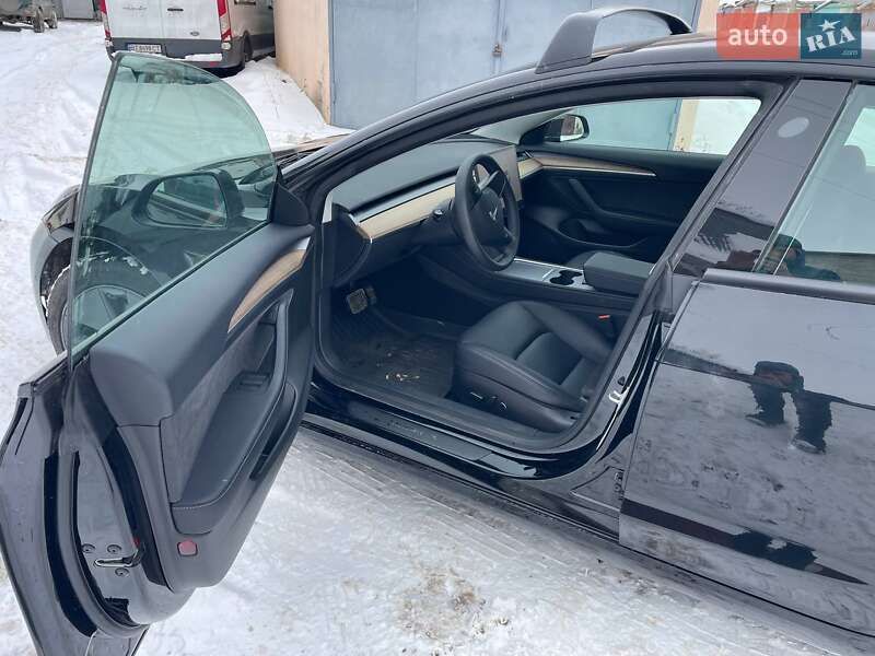 Седан Tesla Model 3 2022 в Тернополі фото 16 Седан Tesla Model 3 2022 в Тернополі