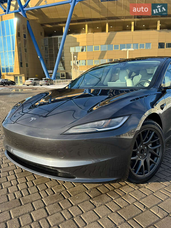 Седан Tesla Model 3 2025 в Харкові фото Седан Tesla Model 3 2025 в Харкові
