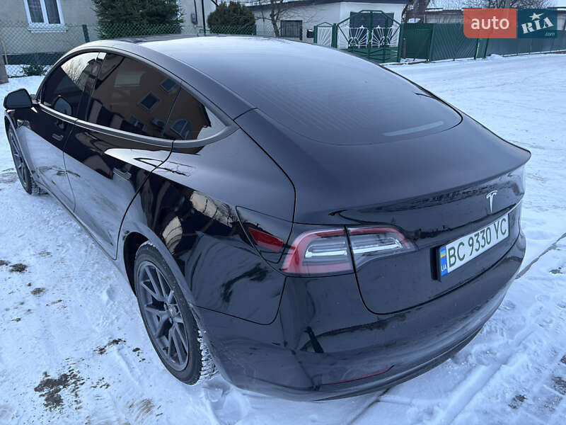 Седан Tesla Model 3 2019 в Львові фото 8 Седан Tesla Model 3 2019 в Львові