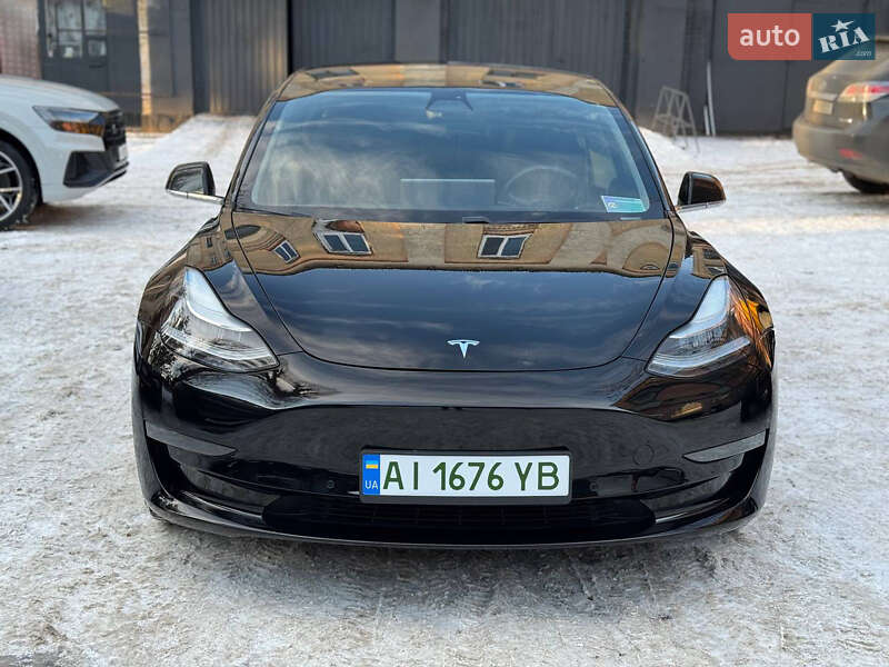 Седан Tesla Model 3 2020 в Киеве фото 11 Седан Tesla Model 3 2020 в Киеве