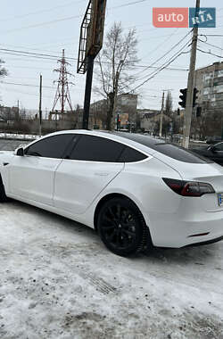 Седан Tesla Model 3 2020 в Кропивницком