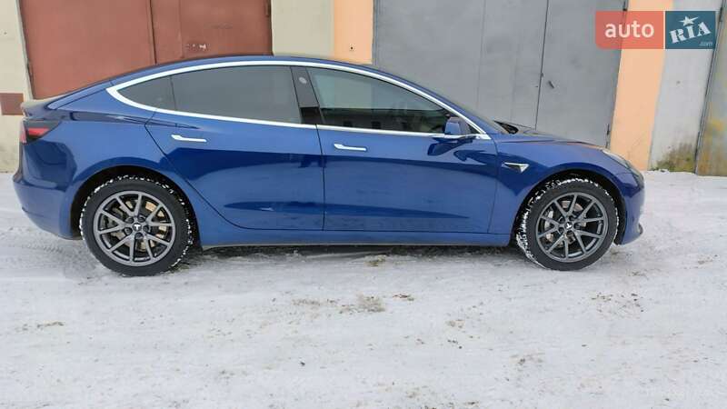 Седан Tesla Model 3 2019 в Києві фото 3 Седан Tesla Model 3 2019 в Києві