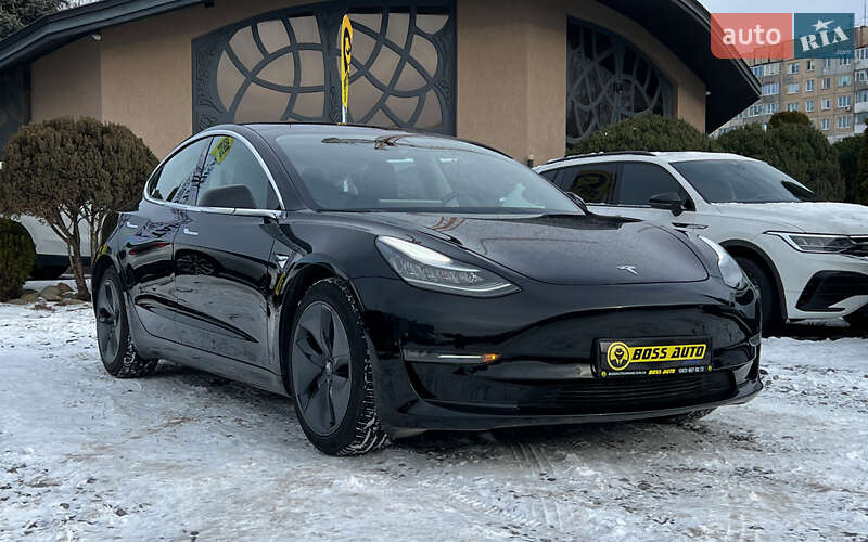 2020 Tesla Model 3, VIN 5YJ3E1EB8LF734826:plate — фото 1 (autoria)