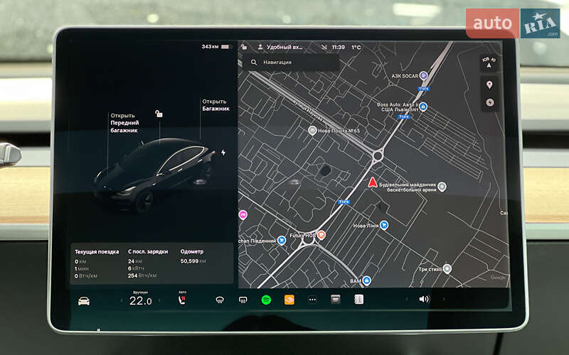 Седан Tesla Model 3 2020 в Львове