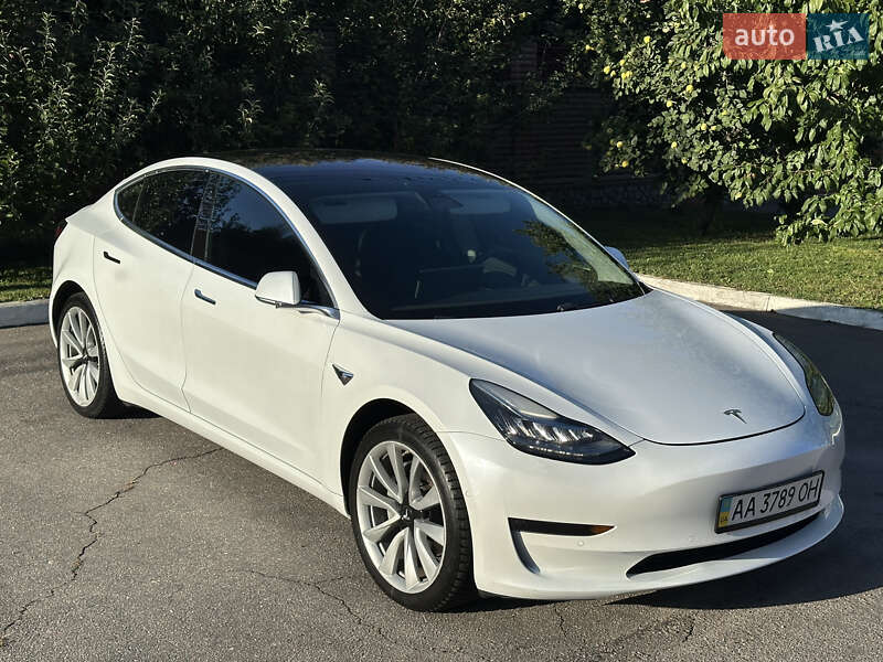 Седан Tesla Model 3 2018 в Киеве фото 3 Седан Tesla Model 3 2018 в Киеве