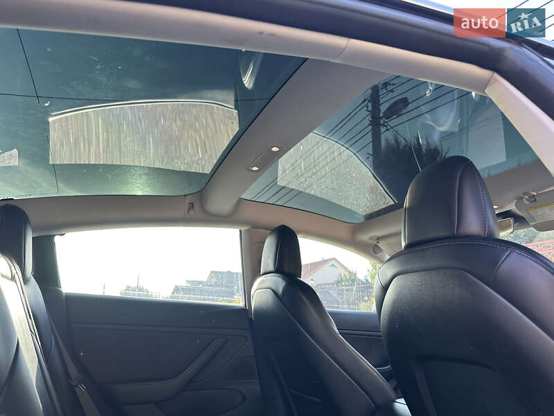 Седан Tesla Model 3 2018 в Киеве фото 25 Седан Tesla Model 3 2018 в Киеве