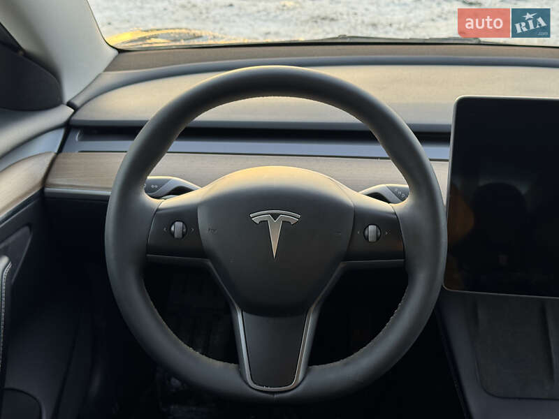 Седан Tesla Model 3 2022 в Луцке фото 22 Седан Tesla Model 3 2022 в Луцке